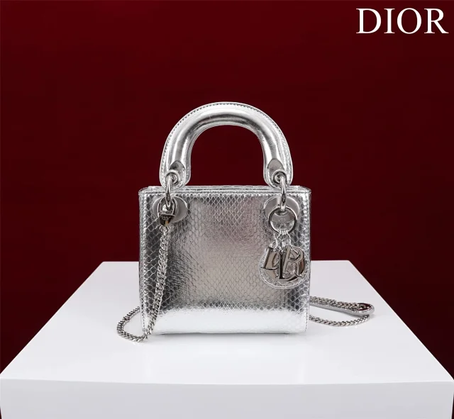 Dior Lady top-handle bag and Caro chain product detail image 2