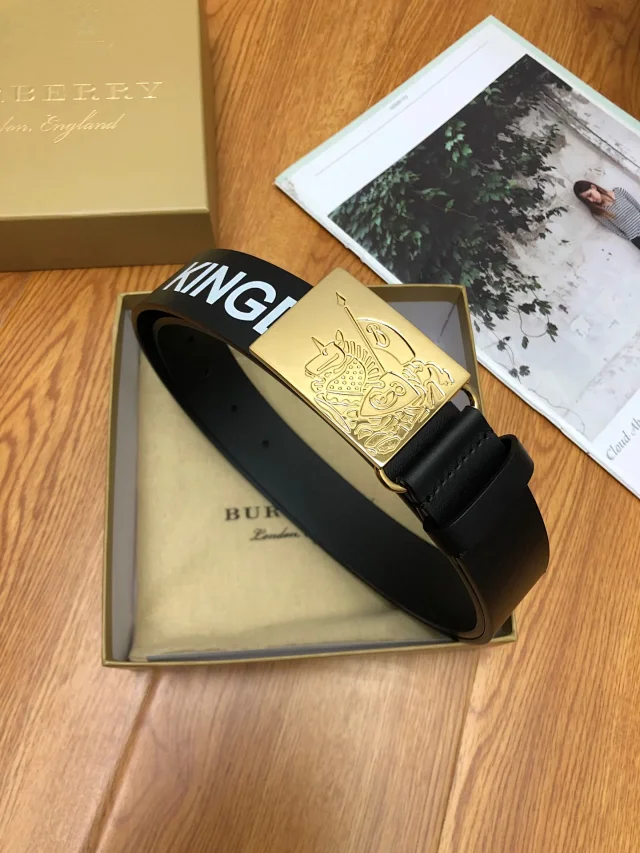 Burberry Belts Logo Buckle Belt product detail image 3