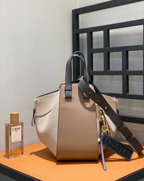 Loewe Puzzle Mini Beige Grained Leather Handbag - 3