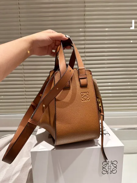 Loewe Puzzle Mini Beige Grained Leather Handbag - 10