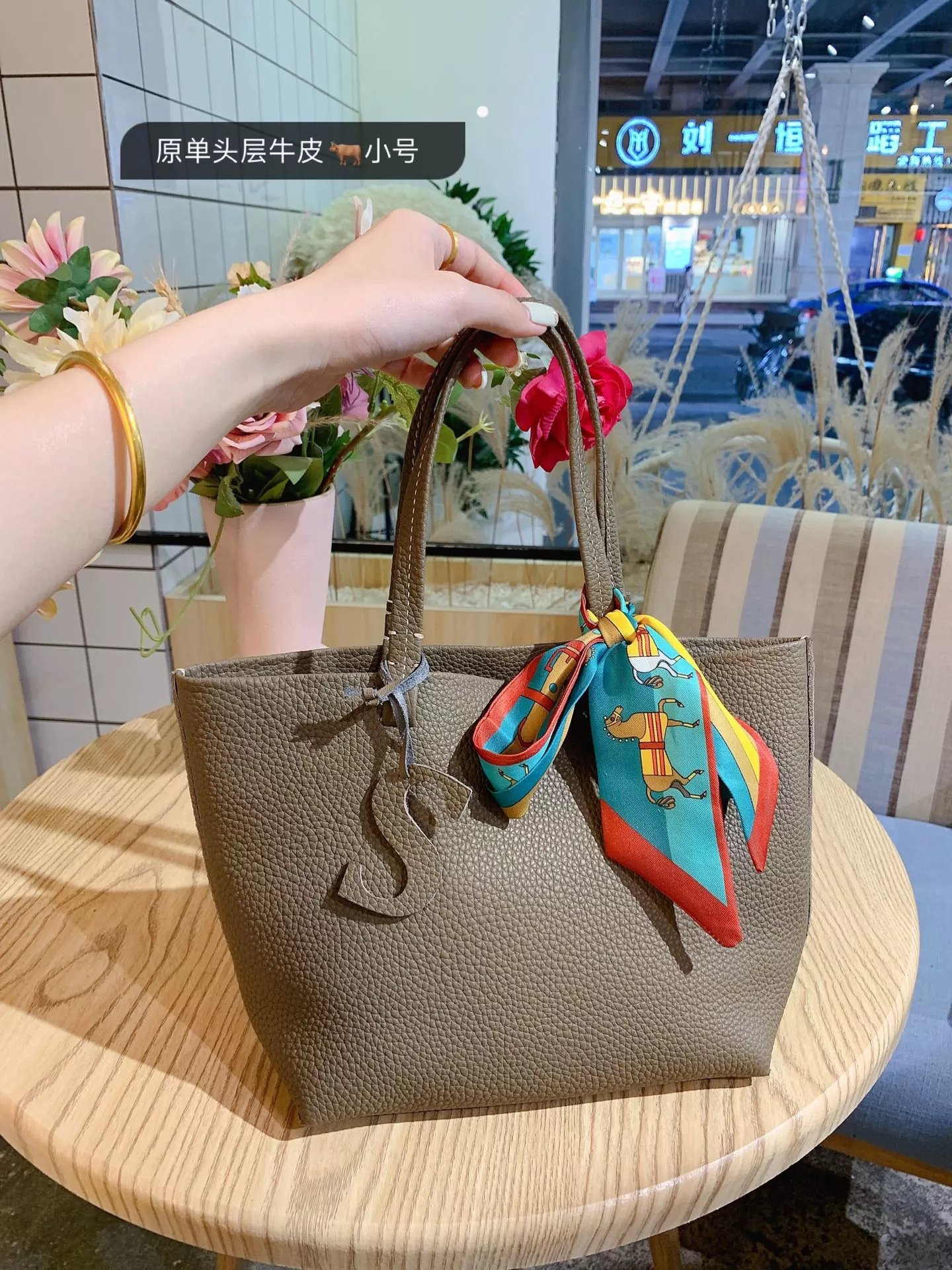 Design Tote Bag Beige Pebbled Leather with Silk Scarf Accent Handbag - 8