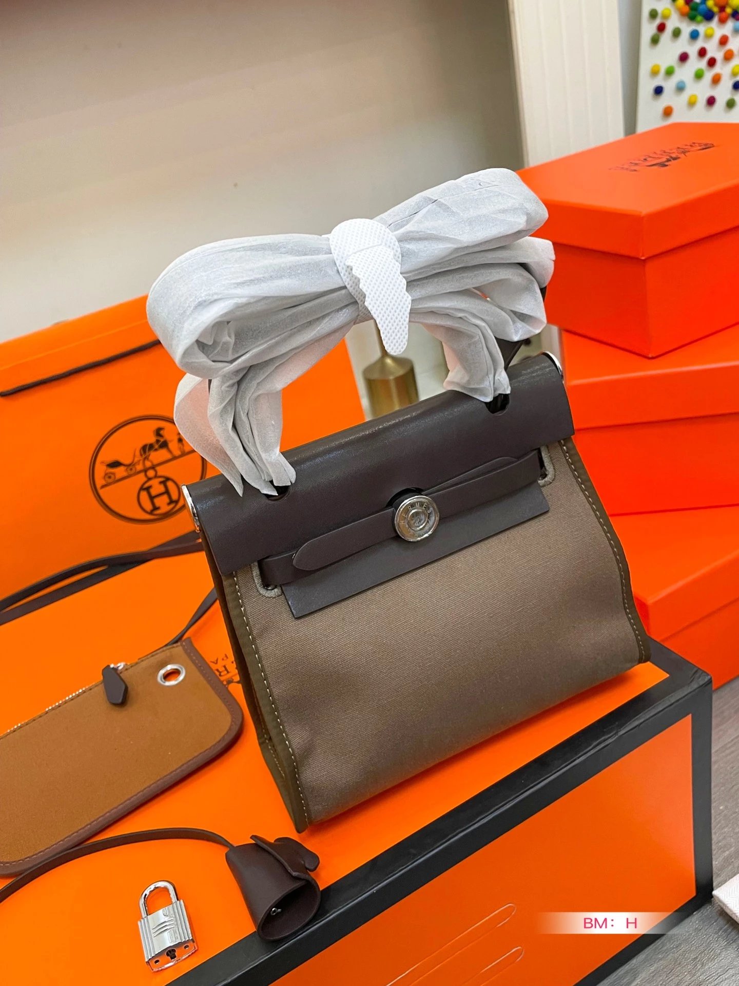 Louis Vuitton Epi Leather Tote Bag with Horse Charm in Tan - 8