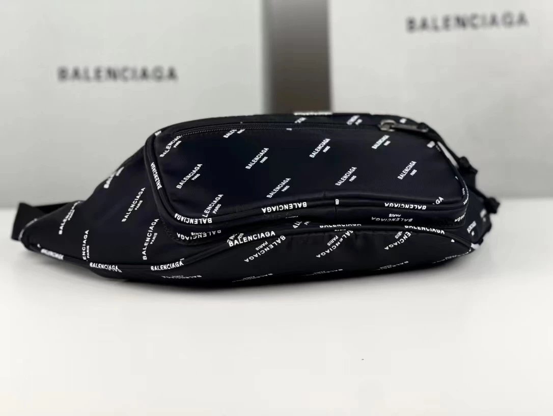 Balenciaga Hourglass Crumpled Leather Black Duffle Bag - 10
