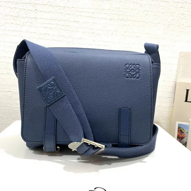Loewe Crossbody Bags Military Messenger product detail image 4