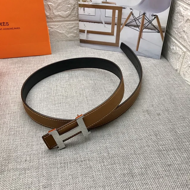 Hermès Belts Reversible H Buckle Belt product detail image 4