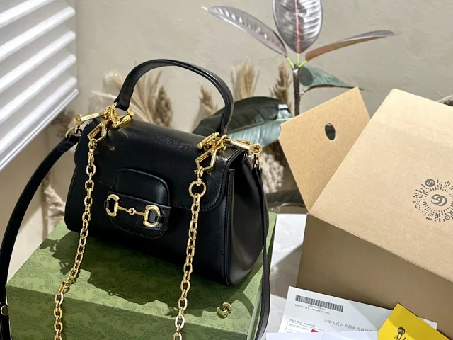 Gucci Shoulder Bags Top-Handle Bag with Chain Strap and Horsebit Detail product detail image 2