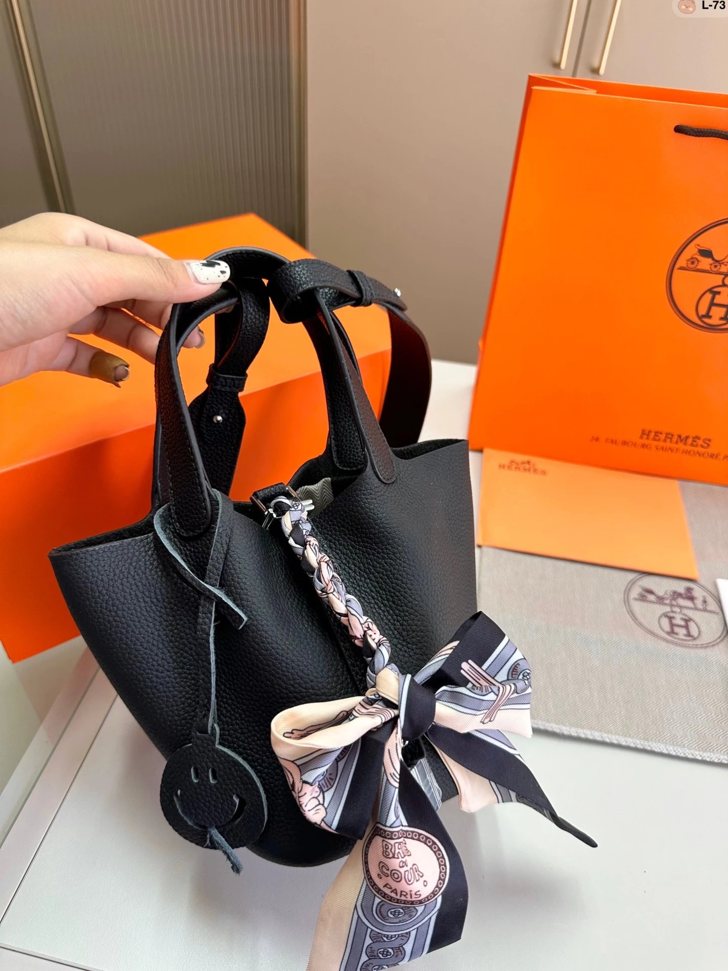 Hermès Picotin Lock Mini Black Togo Leather Bucket Bag with Silk Scarf Charm Handbags - 14
