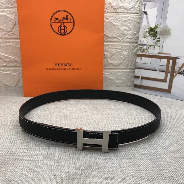 Hermès Belts Reversible H Buckle Belt product detail image 5