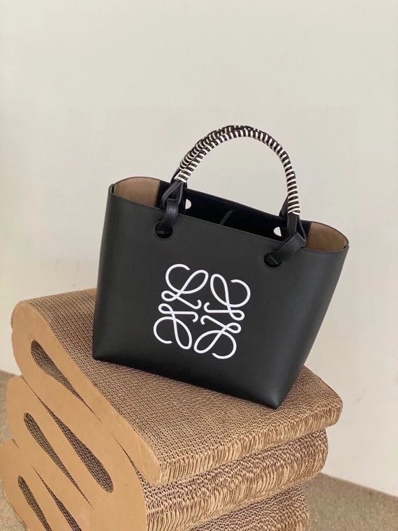 Loewe Puzzle Tote Mint Green Handbag Tote Bag - 3