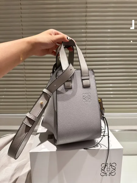 Loewe Puzzle Mini Beige Grained Leather Handbag - 11