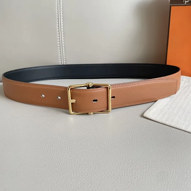 Hermès Belts Reversible leather belt with interchangeable buckle product detail image 3