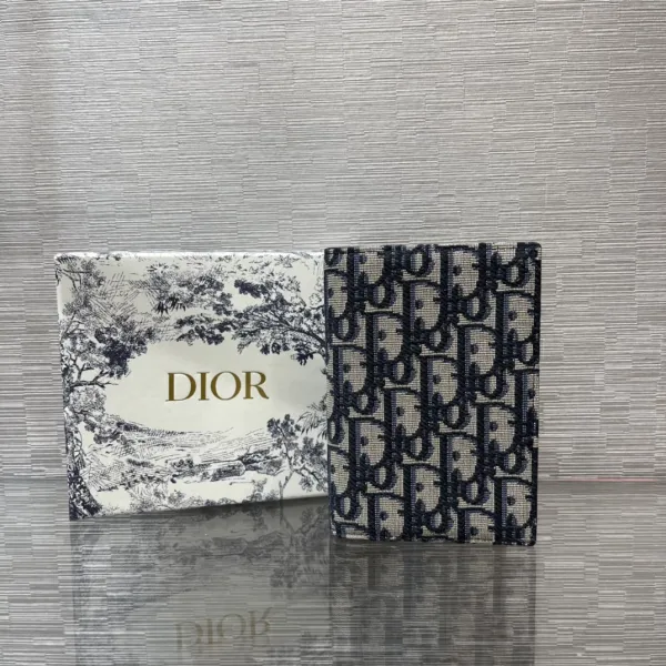 Dior Camera Bag Light Gray Embossed Christian Dior 1947 Crossbody Bag - 2