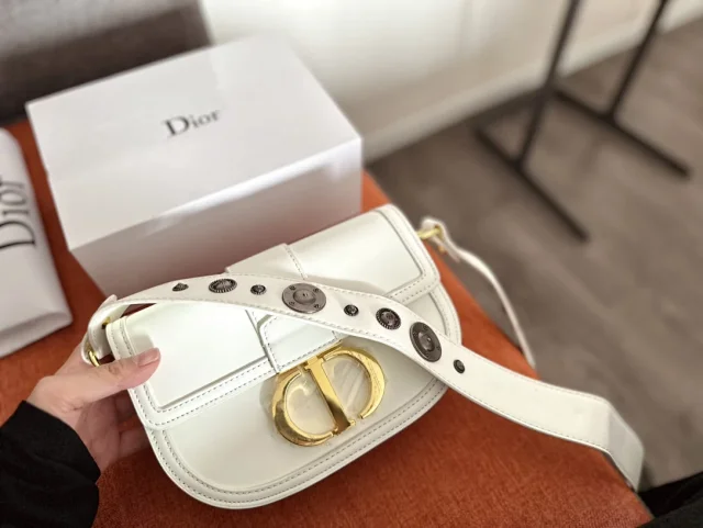 Dior Crossbody Bags Saddle Bag product detail image 14