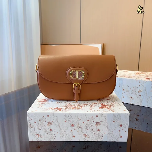 Dior Shoulder Bags Flap Bag with CD Clasp and Buckle Strap product detail image 6
