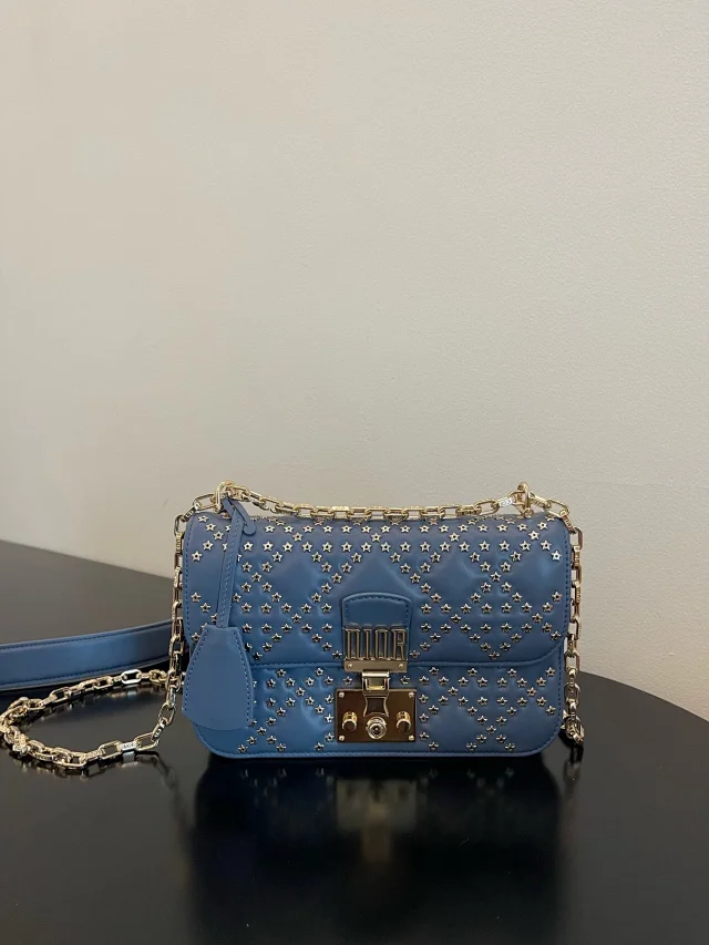 Dior Crossbody Bags Logo-Print Bag product detail image 12