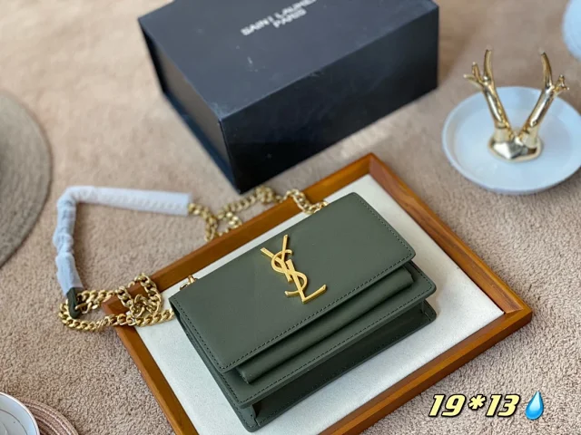 Saint Laurent Crossbody Bags Chain-Strap Flap Bag product detail image 5