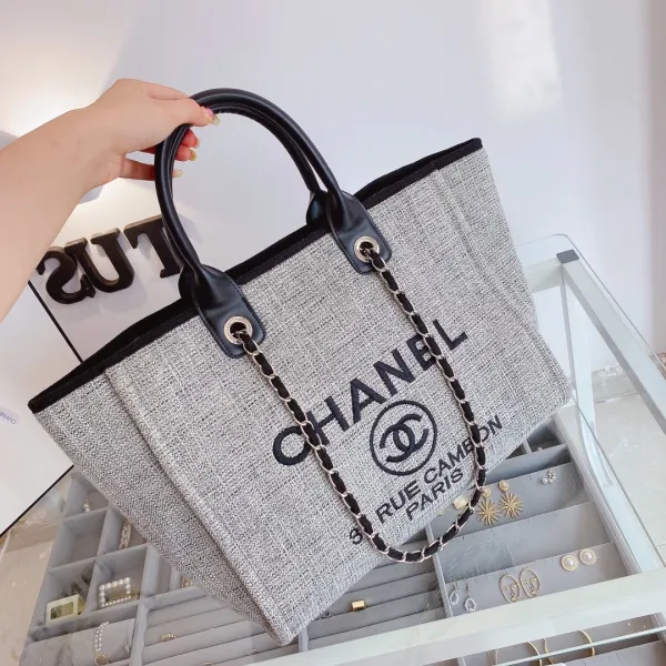 Chanel Crochet Tote Black Handbag - 2