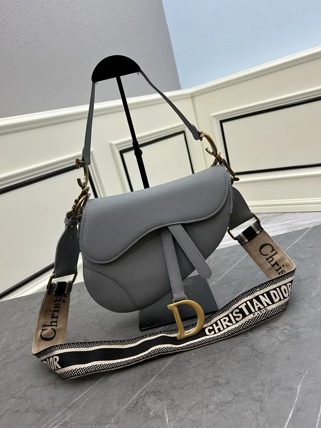 Dior Crossbody Bags Adjustable-strap flap bag product detail image 13