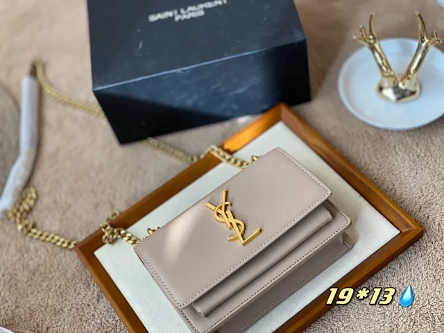 Saint Laurent Crossbody Bags Chain-Strap Flap Bag product detail image 8