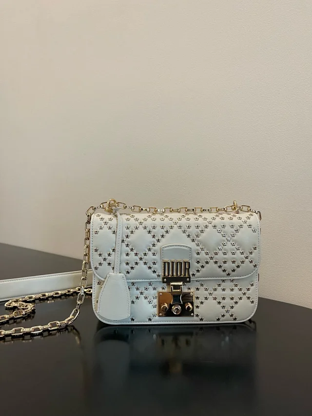 Dior Crossbody Bags Logo-Print Bag product detail image 13