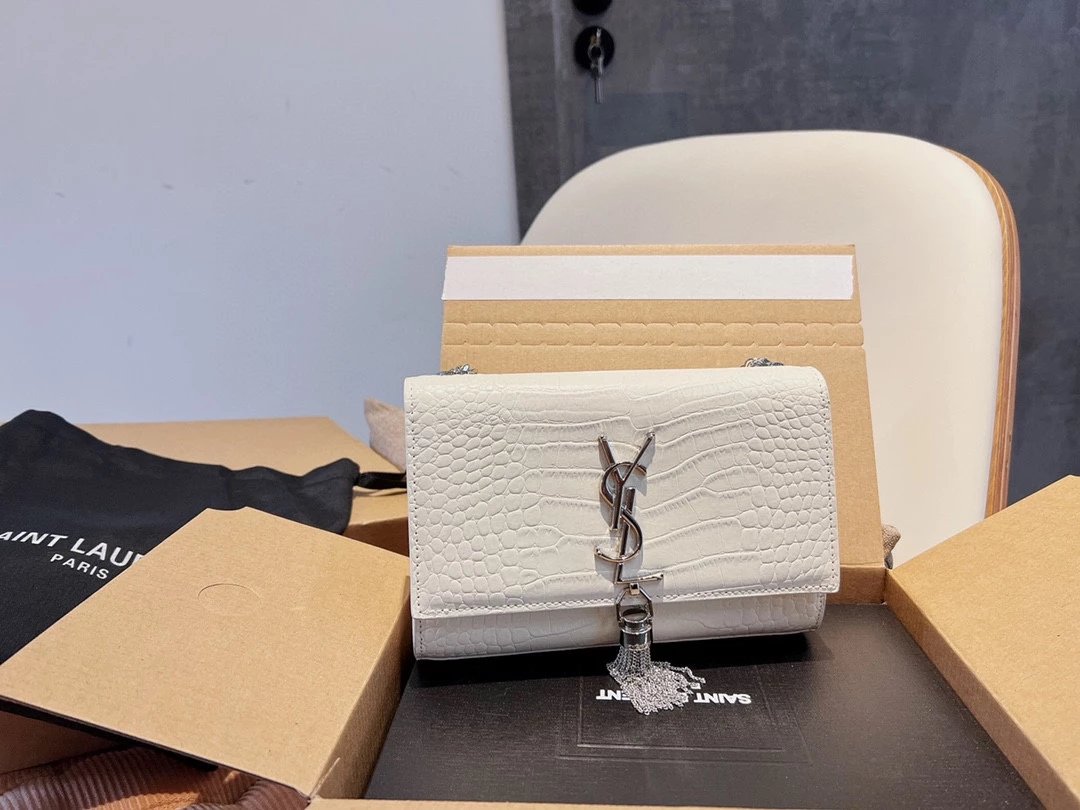 Saint Laurent Monogram Envelope Clutch Pale Yellow Leather Handbag Clutches - 4