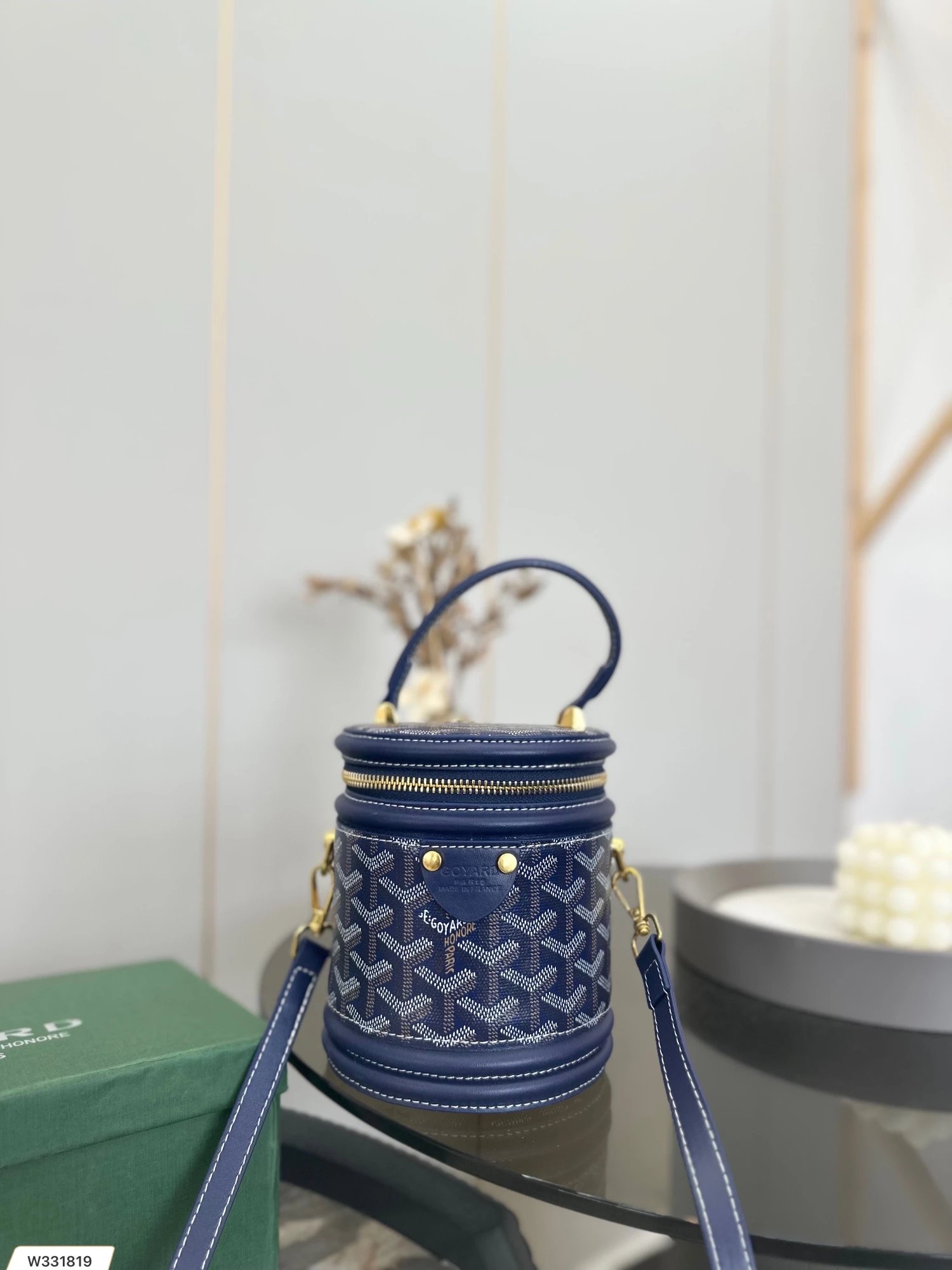 Goyard Saint-Louis Mini Bucket Bag Black and Gray Monogram Canvas Handbag - 7