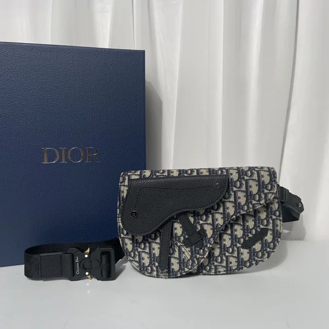 Dior Crossbody Bags Adjustable Strap Bag product detail image 10