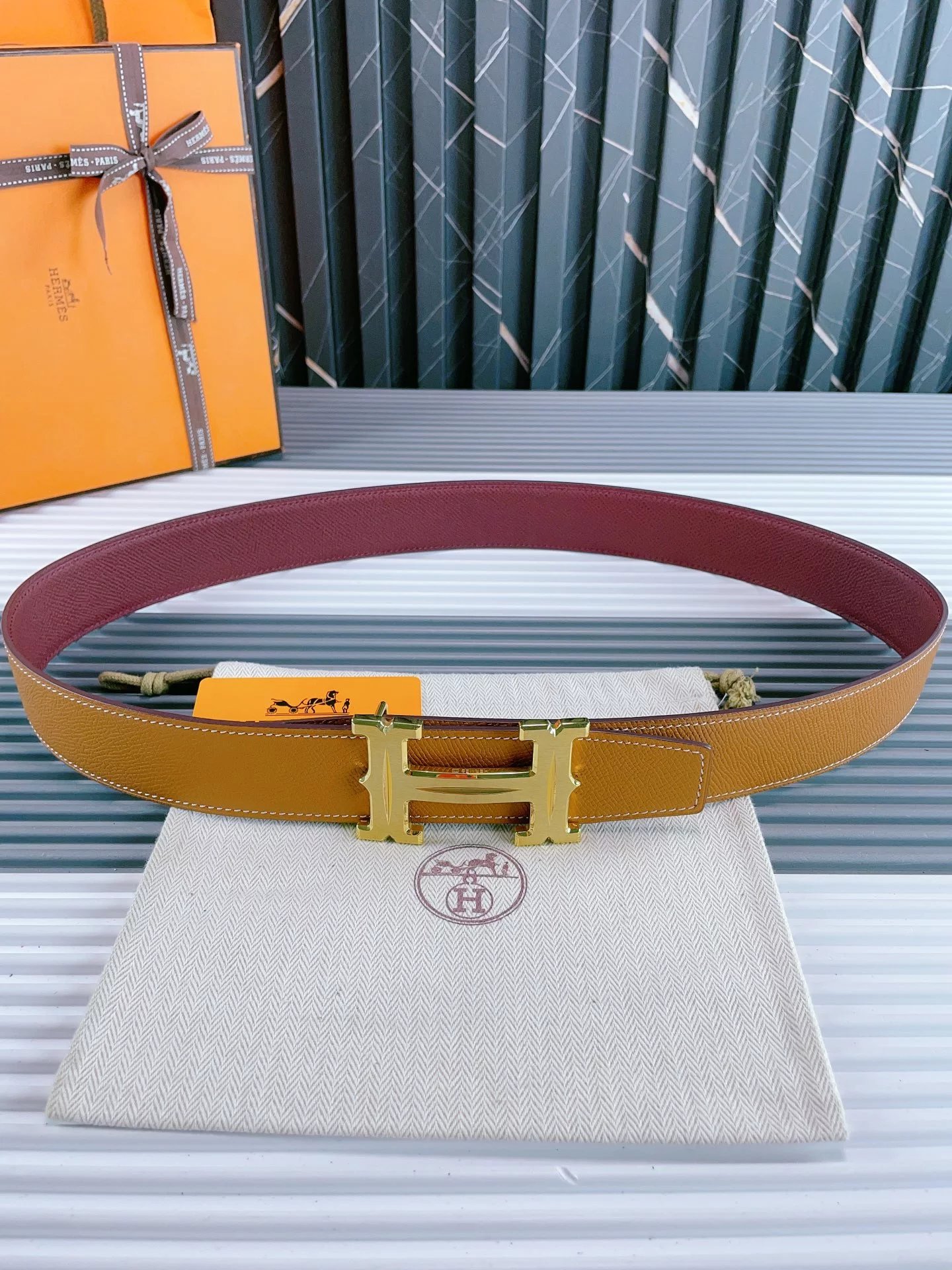 Hermès H Buckle Belt Black Leather Belt - 2