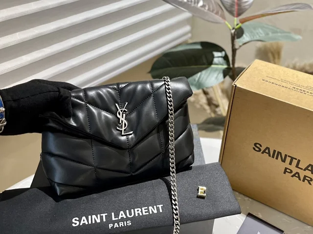 Saint Laurent Crossbody Bags Puffer quilted flap chain bag product detail image 3