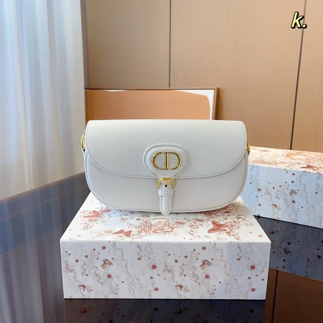 Dior Shoulder Bags Flap Bag with CD Clasp and Buckle Strap product detail image 4