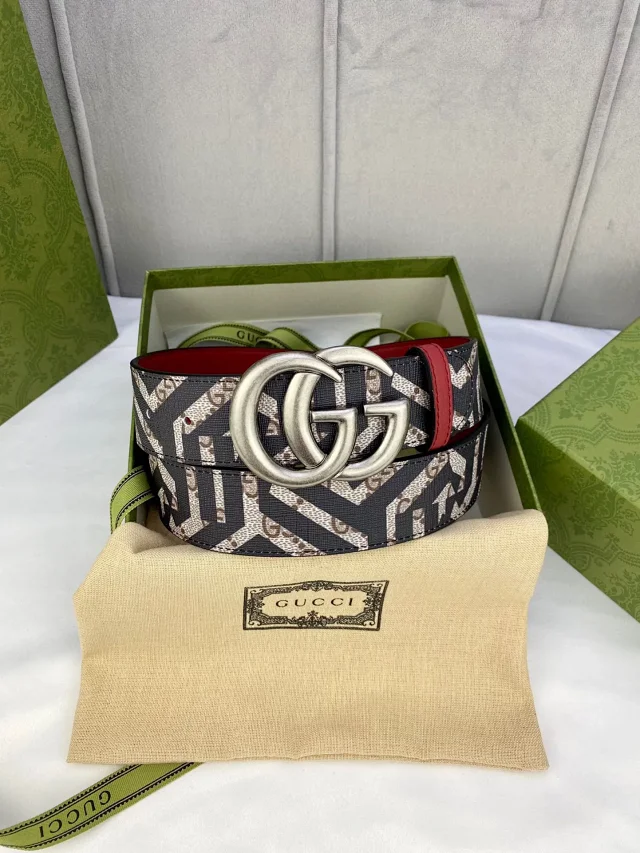Gucci Belts Logo buckle belt product detail image 3