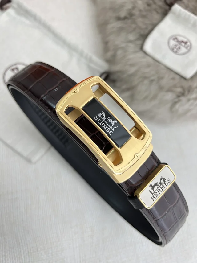 Hermès Belts Reversible H Buckle Belt product detail image 5