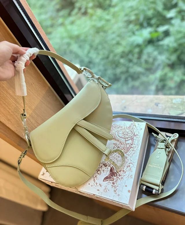 Dior Crossbody Bags Saddle Bag product detail image 5