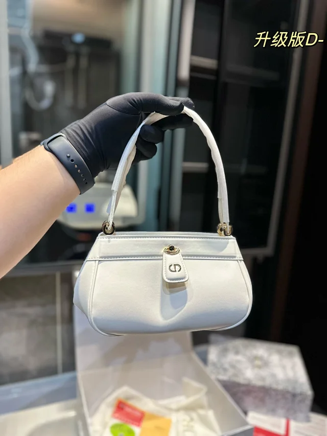 Dior Handbags Top-Handle Handbag product detail image 12