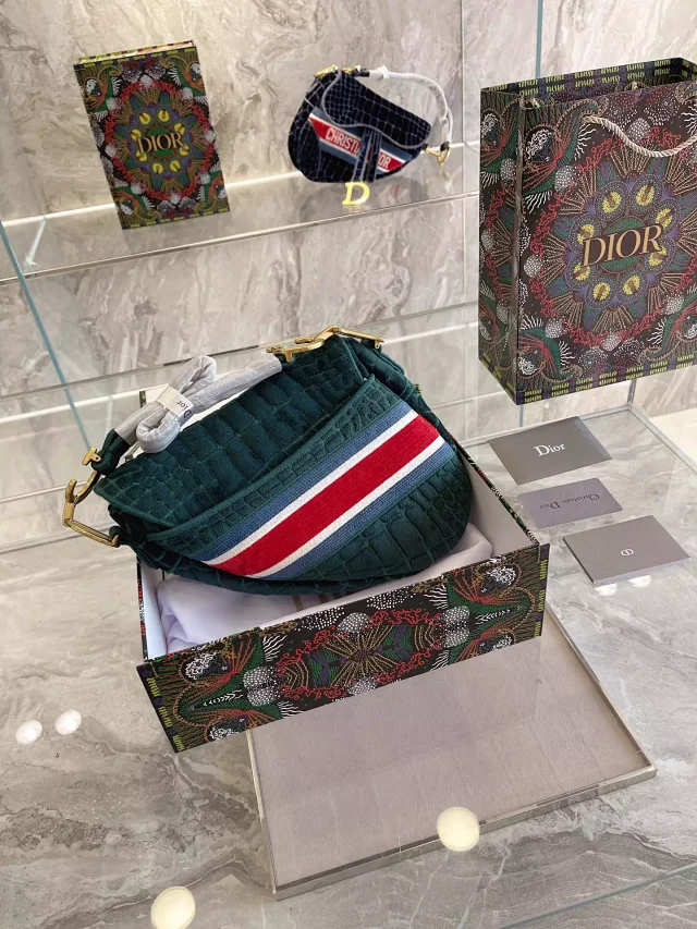 Dior Crossbody Bags Saddle Bag product detail image 13