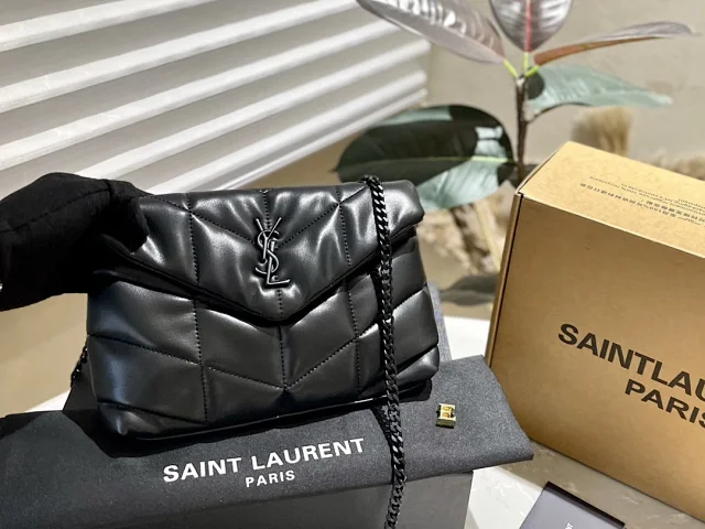 Saint Laurent Crossbody Bags Puffer quilted flap chain bag product detail image 1
