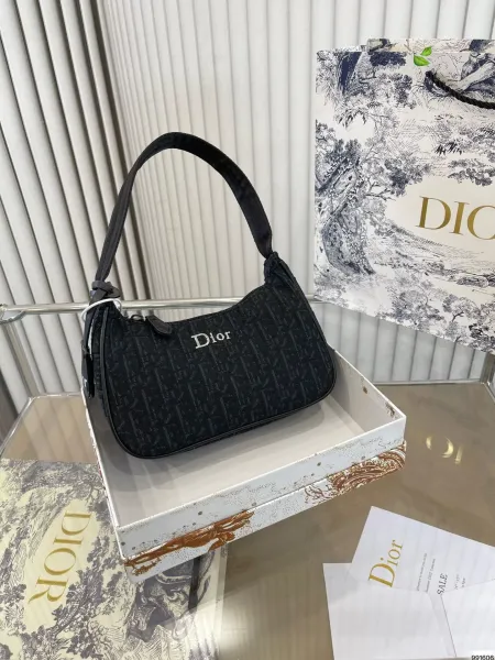 Dior Saddle Bag Tan Quilted Leather with Oblique Logo Crossbody Bag - 3