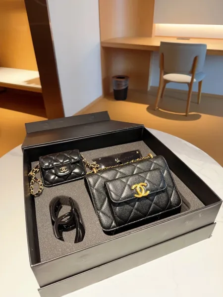 Chanel Mini Flap Bag Black Pearl-Embellished Quilted Leather Chain Bag Shoulder Bags - 13
