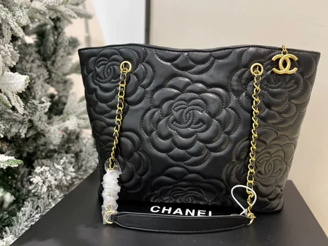 Chanel Shoulder Bags Quilted chain-strap product detail image 12