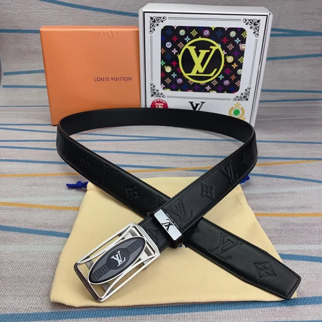 Louis Vuitton Belts LV Initials Buckle, Textured Leather product detail image 8