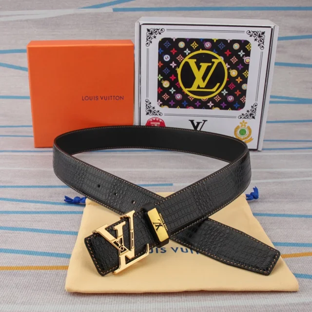 Louis Vuitton Belts LV Initials Buckle, Textured Leather product detail image 6