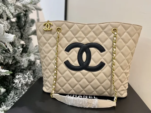 Chanel Shoulder Bags Quilted chain-strap product detail image 15