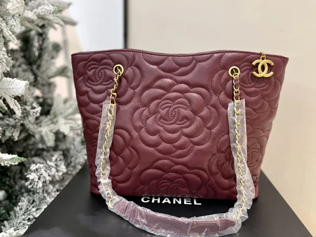 Chanel Shoulder Bags Quilted chain-strap product detail image 11