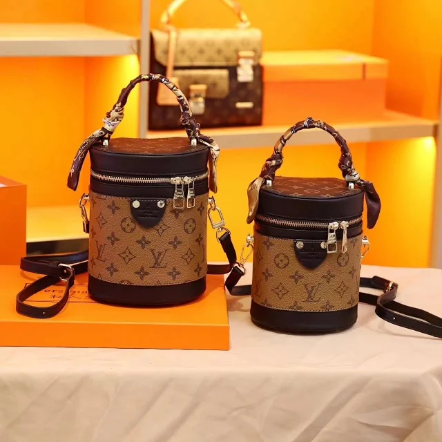 Unbranded Cylindrical top-handle crossbody bag product detail image 5