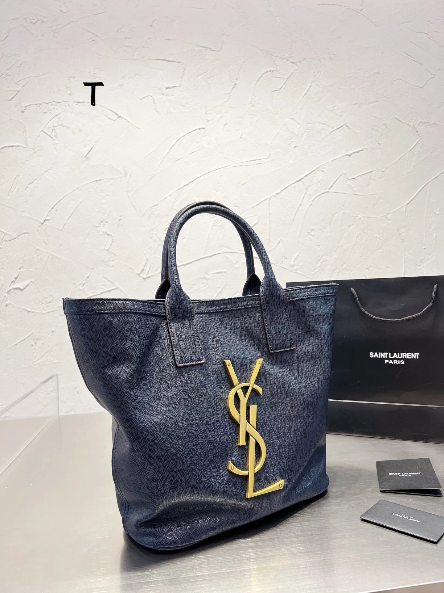 Saint Laurent Medium Quilted Leather Tote Bag Black - 14