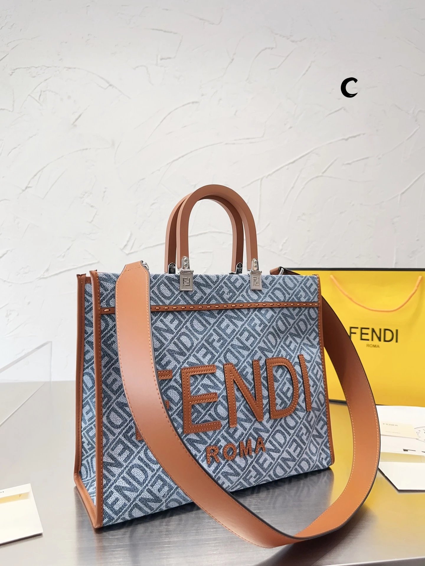 Fendi Roma Logo Tote Bag Brown - 3