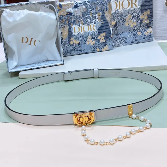 Dior Belts Logo Buckle Belt product detail image 5