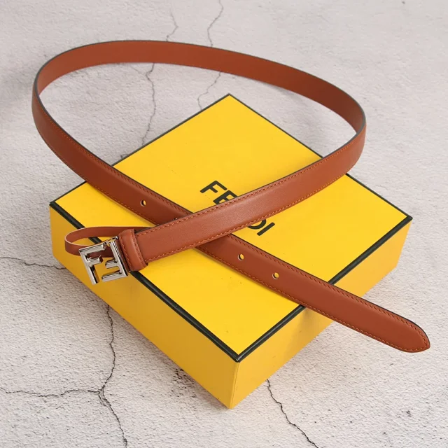 Fendi Belts FF Logo Buckle Leather Belt product detail image 6