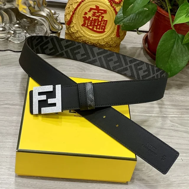 Fendi Belts FF Logo Buckle Leather Belt product detail image 8
