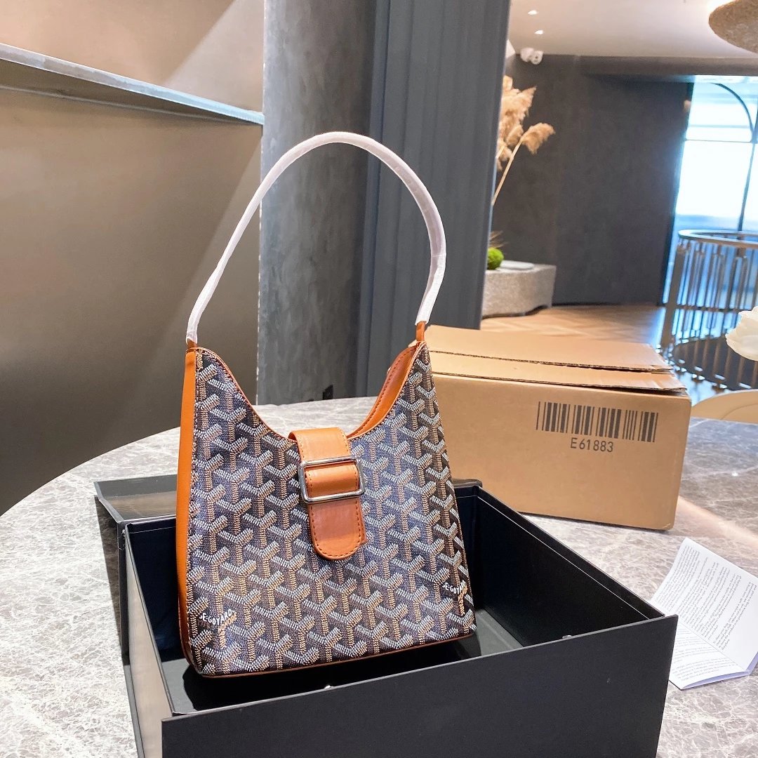 Design Hobo Bag Silver Monogram Print Shoulder Bag - 7
